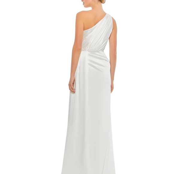 GATHERED ONE SHOULDER SATIN FAUX WRAP GOWN new with tag size 6 - Picture 2 of 10